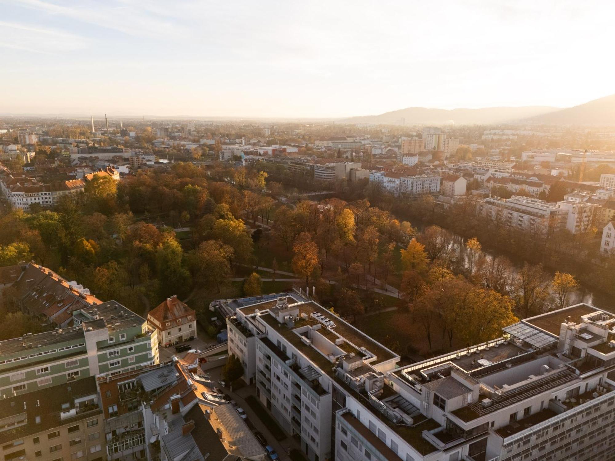 Nice Weekends Graz - Central & Cozy, Free Parking & Walk To Old Town - Mur - Kunsthaus
